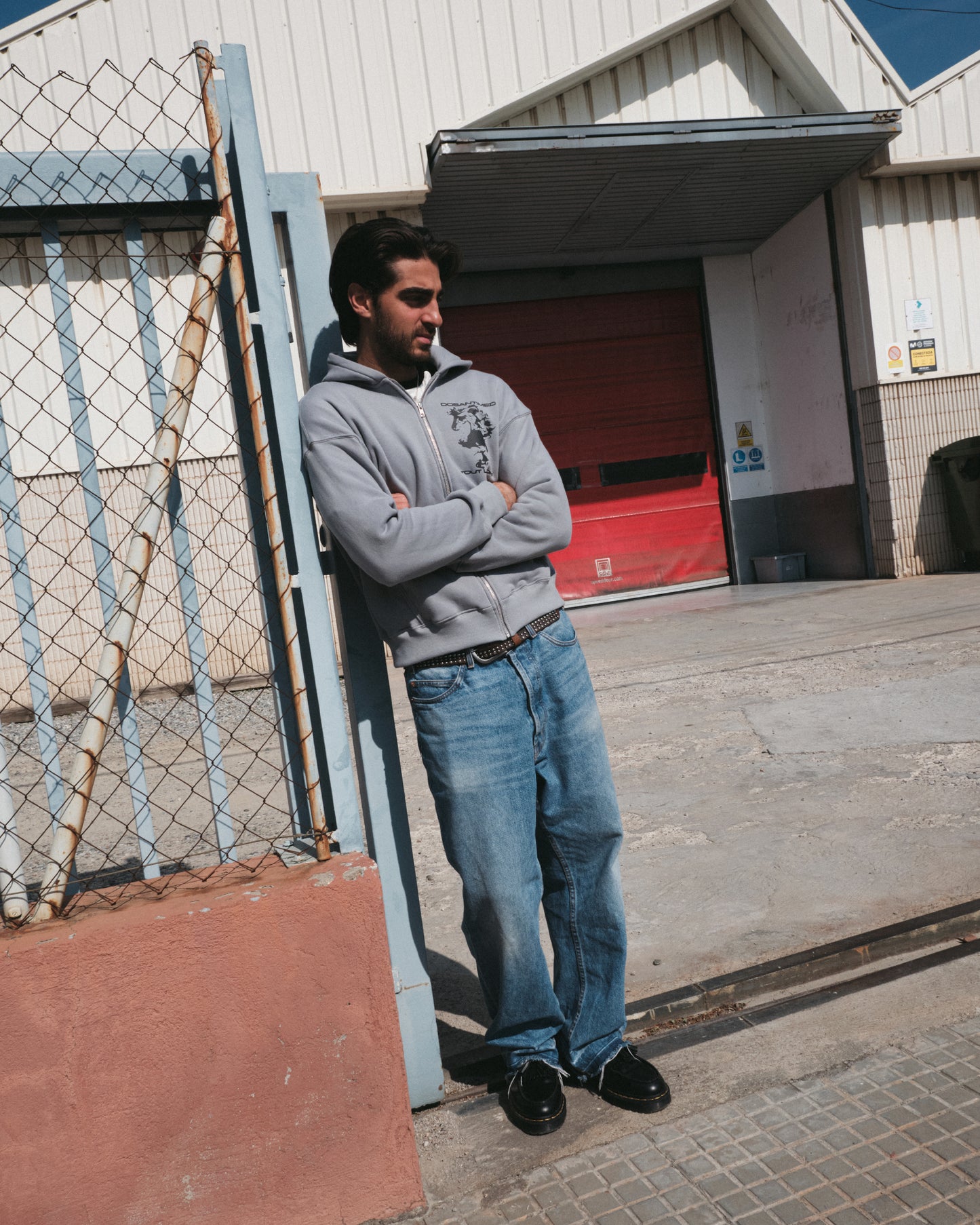 "STOUT LOOMS" GREY ZIP UP